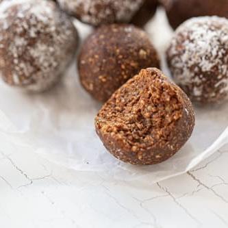How Healthy Bliss Balls Could Make Anyone a Better Parent!